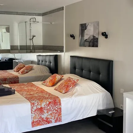 Heliopolis Cap D'agde Village Naturiste * אגדה