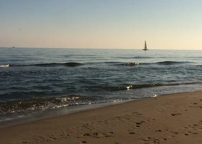 Heliopolis Cap D'agde Village Naturiste *