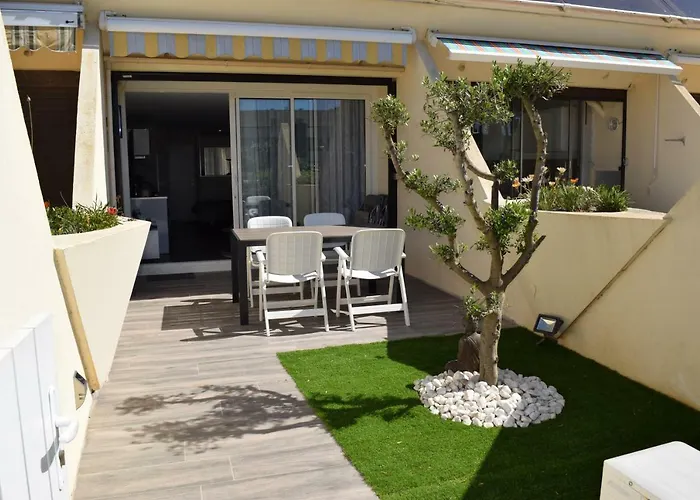 Апартаменты Heliopolis Cap D'agde Village Naturiste Агд